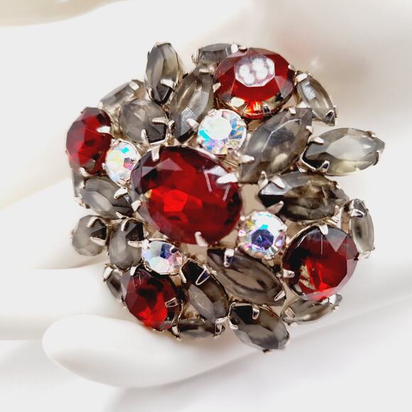 Vintage Rhinestone Brooch, Red Aurora Borealis Pin, Smoky Gray Navettes, 1960s - Picture 4 of 8